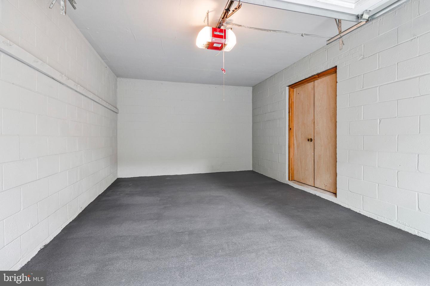2213 Apple Tree Ln Property Photo 24