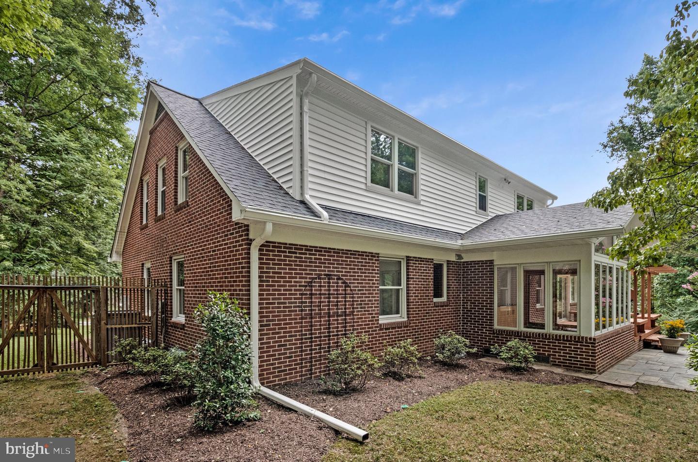 2213 Apple Tree Ln Property Photo 32