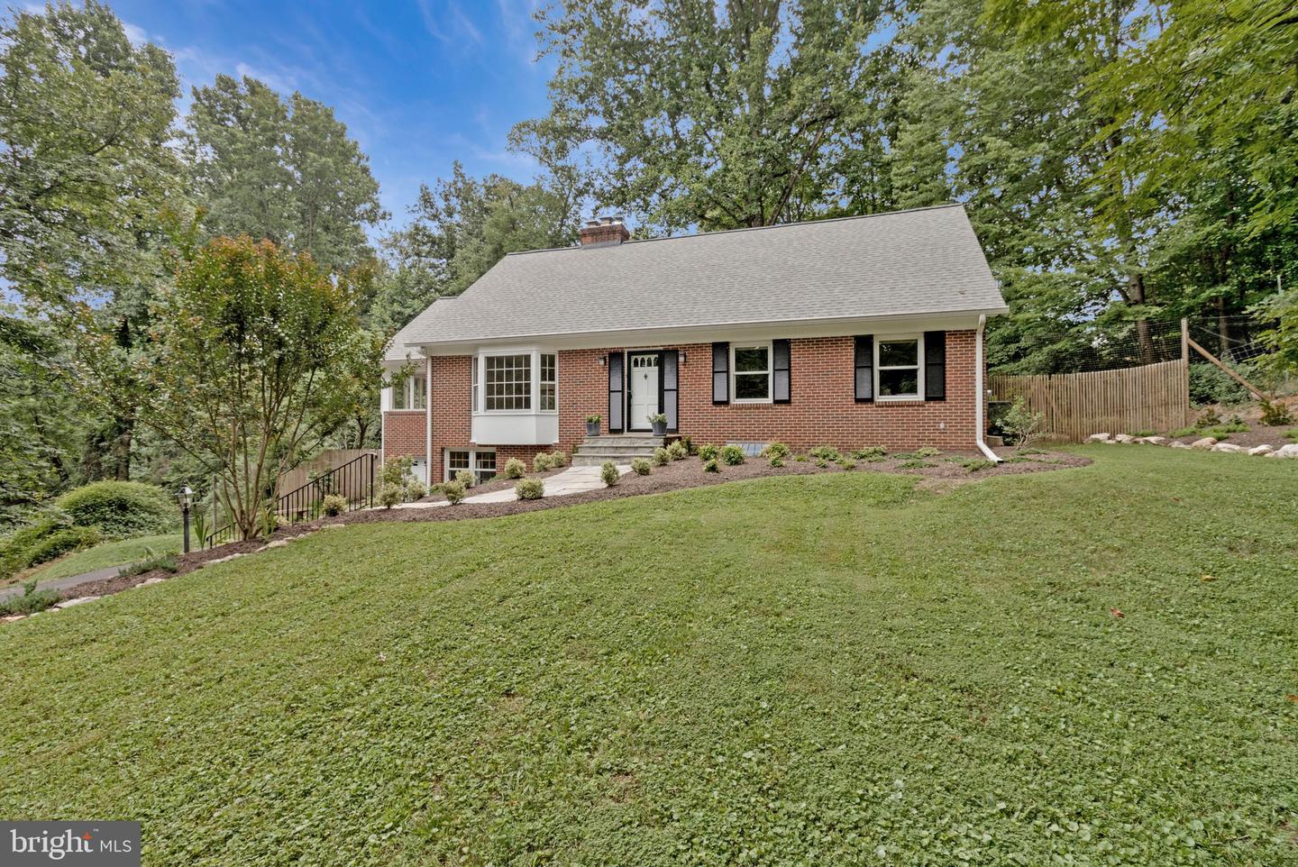 2213 Apple Tree Ln Property Photo 33