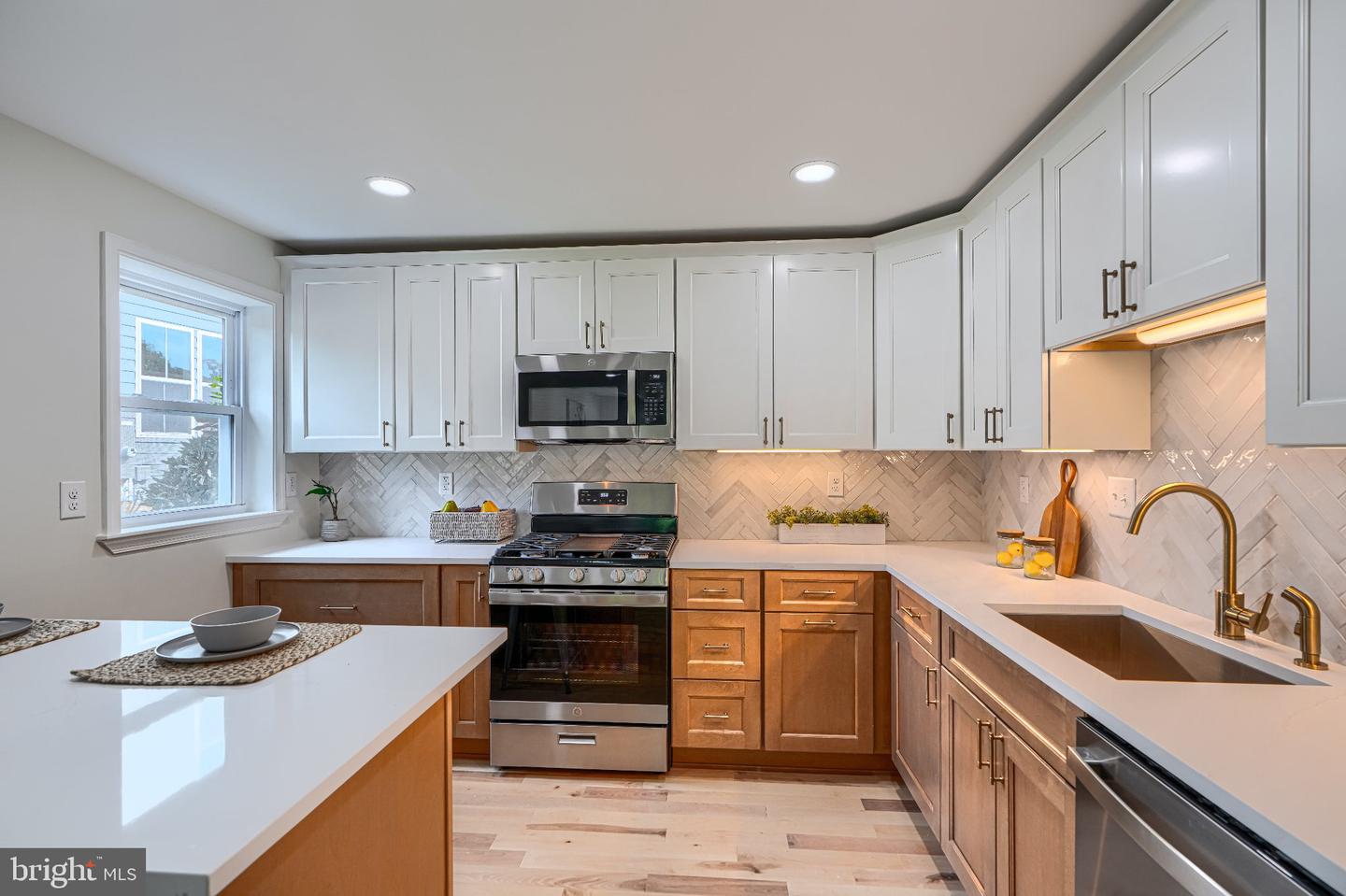 11305 Mapleview Dr Property Photo 14