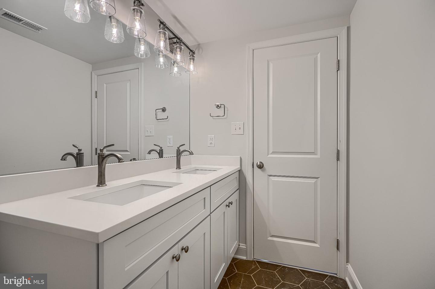 11305 Mapleview Dr Property Photo 48