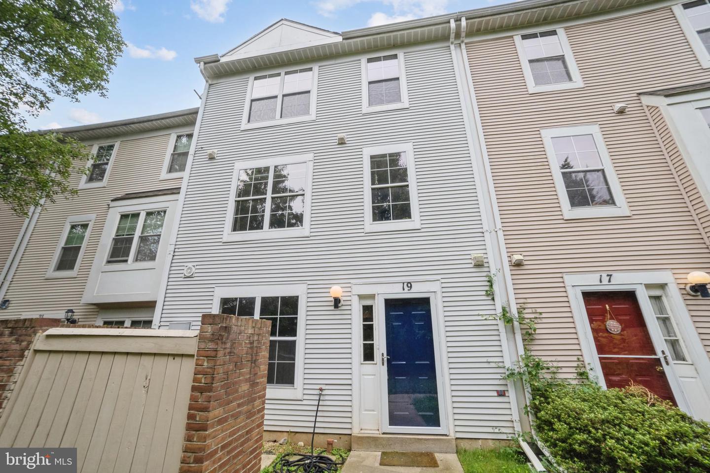 19 Harbor Tree Property Photo 1