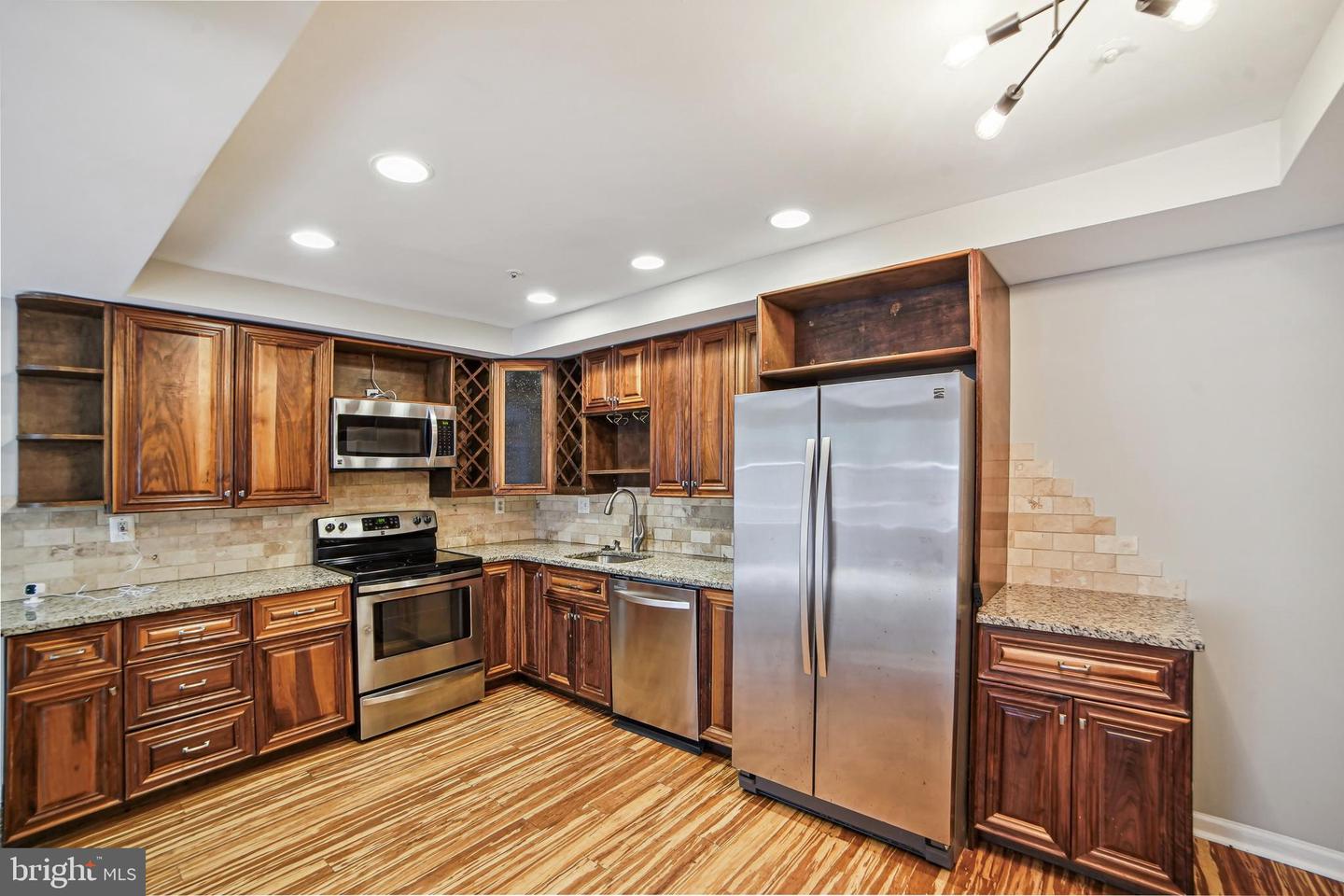 19 Harbor Tree Property Photo 3