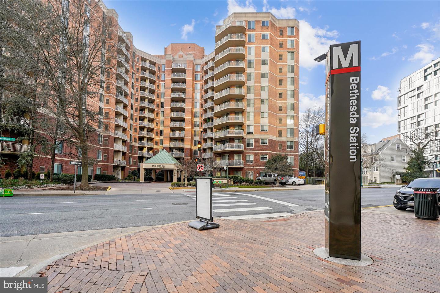 7500 Woodmont Ave #sl15 Property Photo 46