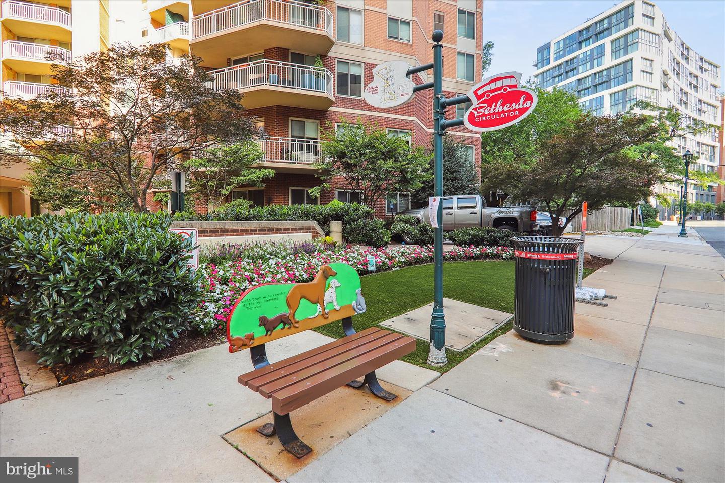 7500 Woodmont Ave #sl15 Property Photo 47