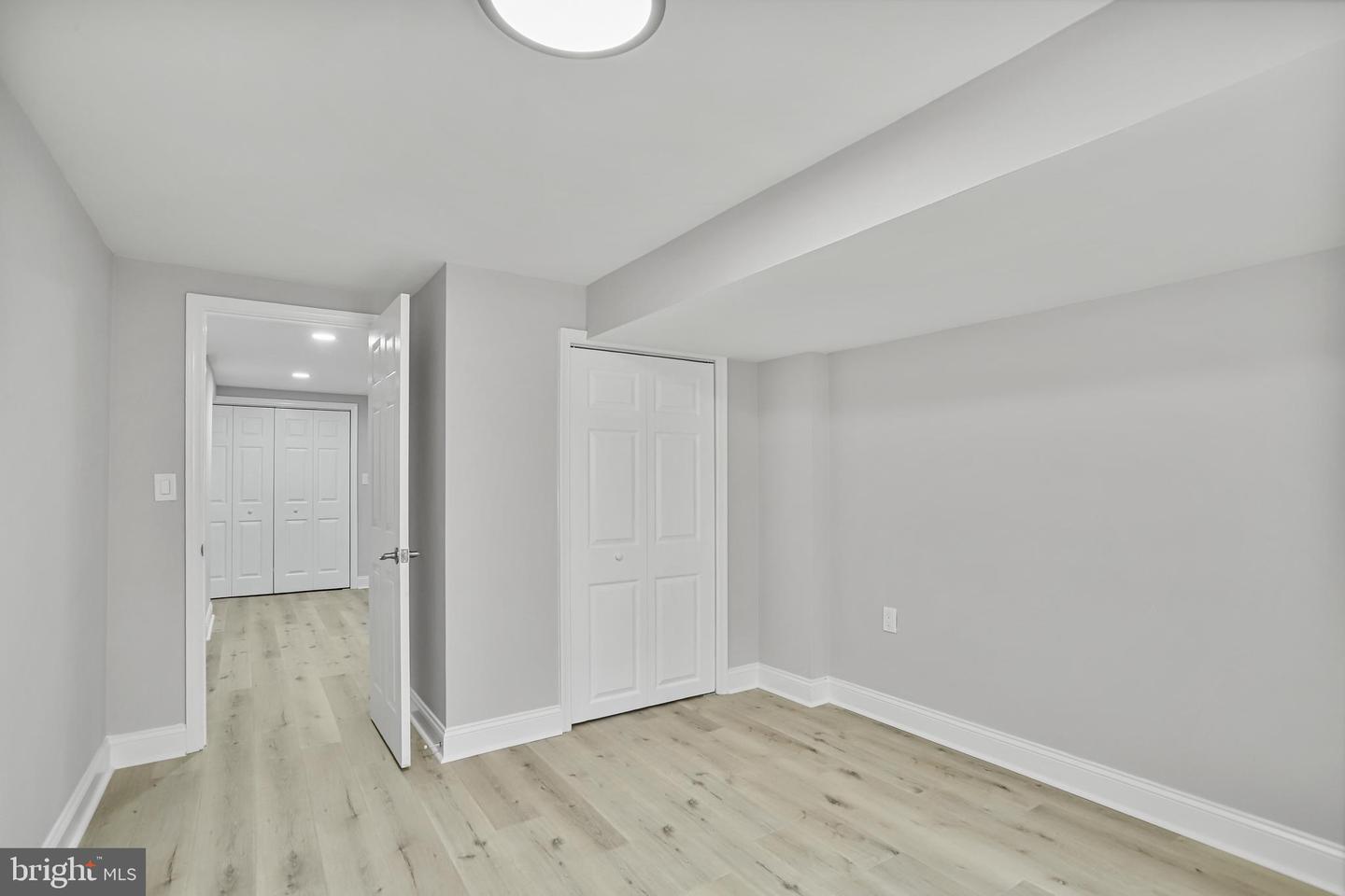 1000 Maple Ave Property Photo 39