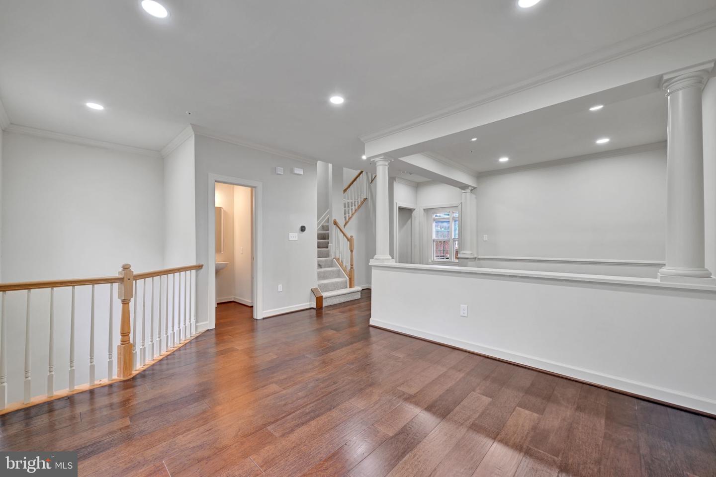 14203 Plum Run Way Property Photo 5