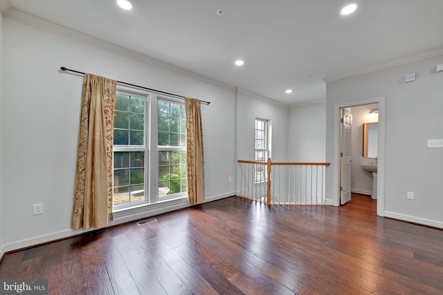 14203 Plum Run Way Property Photo 9