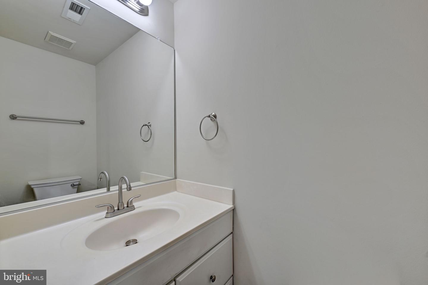 14203 Plum Run Way Property Photo 11