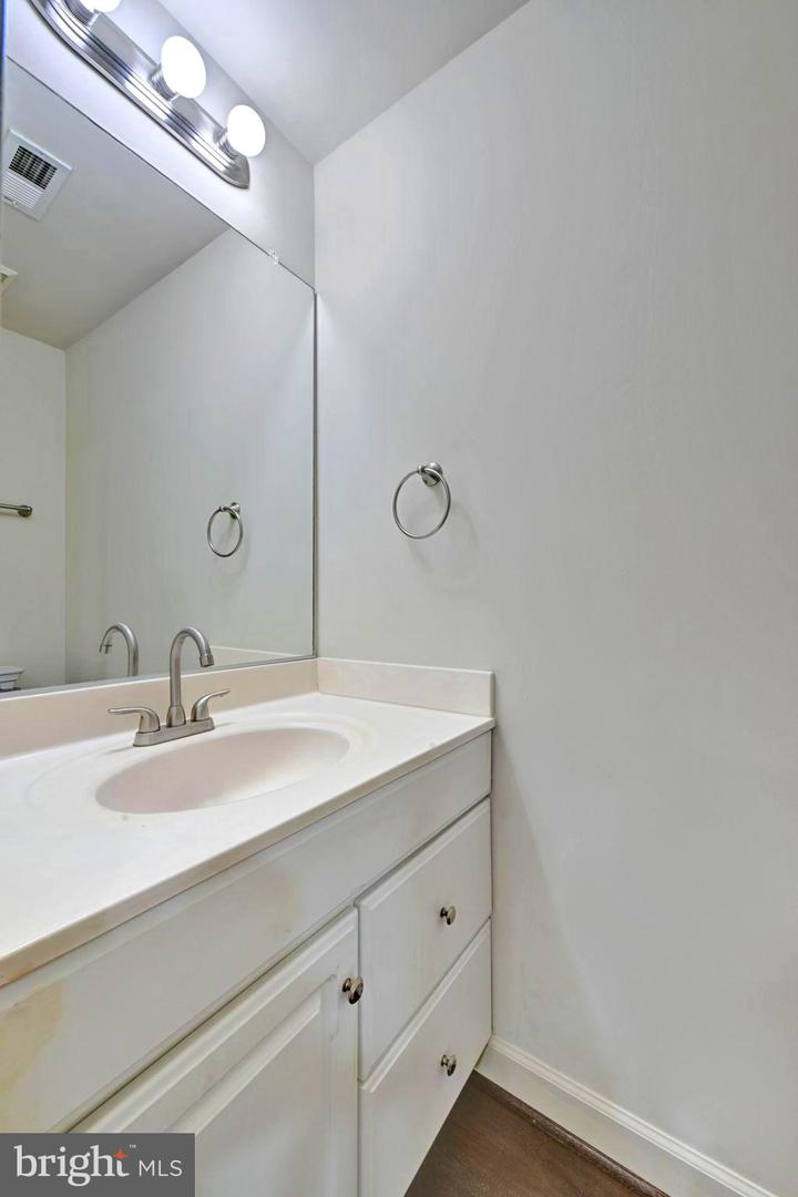 14203 Plum Run Way Property Photo 18