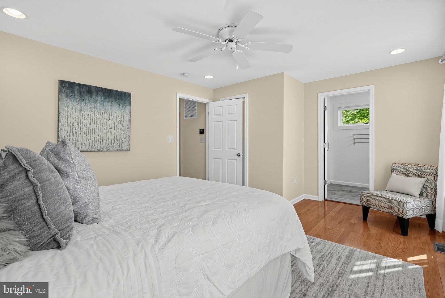 4601 Waverly Ave Property Photo 15
