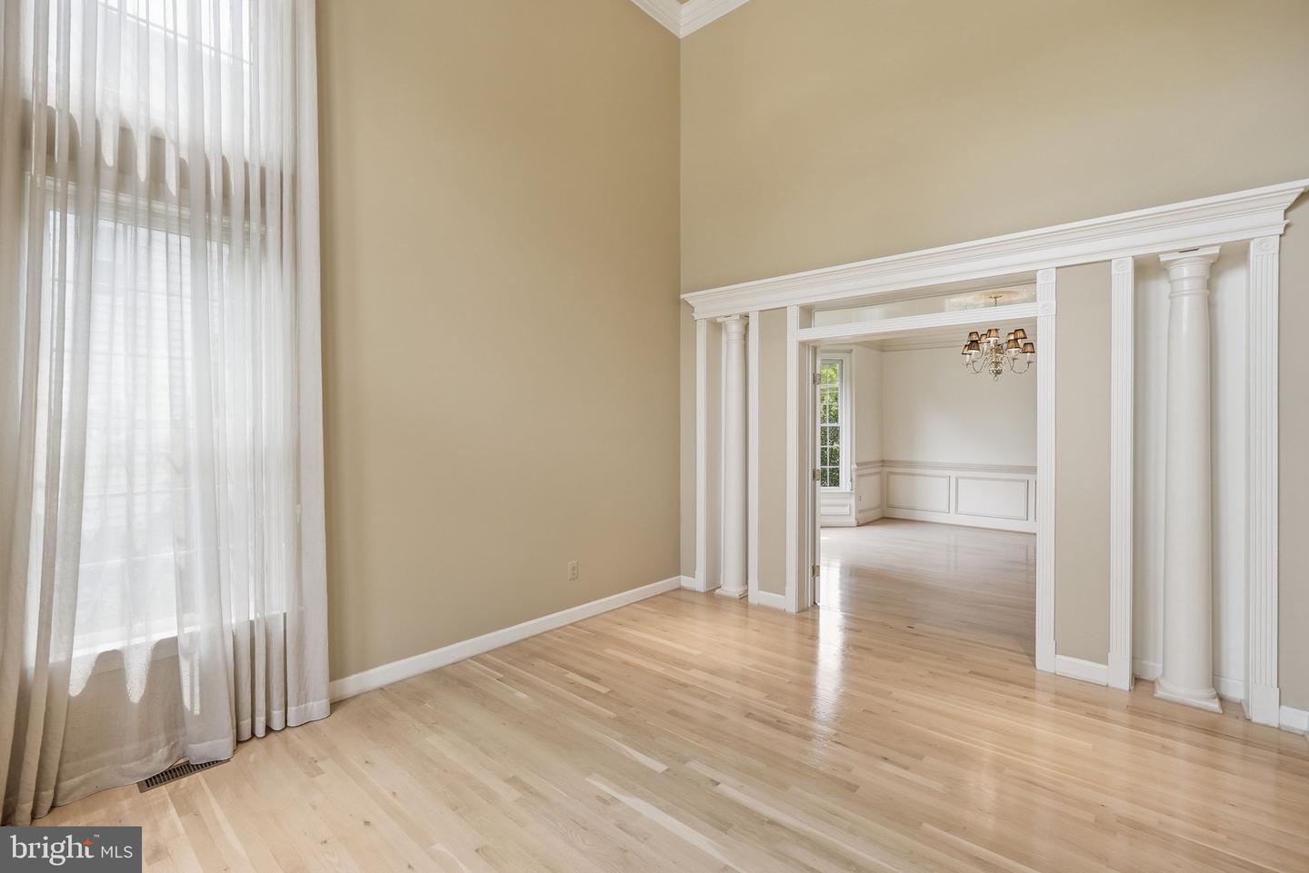 10417 Snow Point Dr Property Photo 15