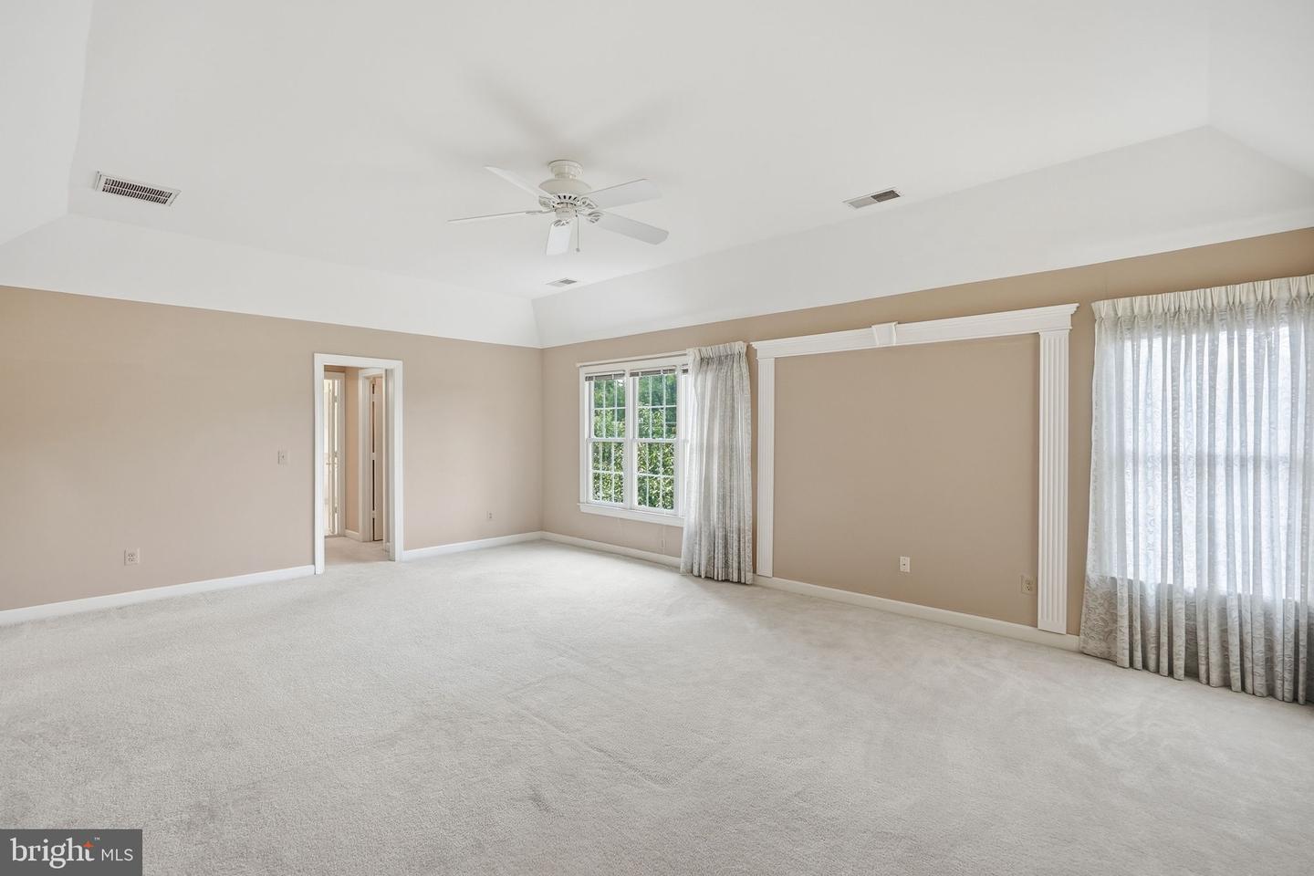 10417 Snow Point Dr Property Photo 21