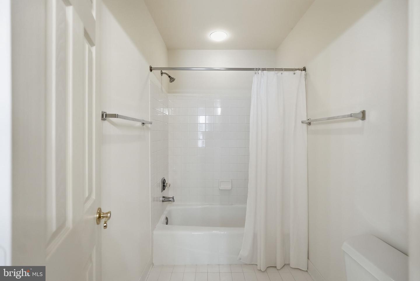 10417 Snow Point Dr Property Photo 33