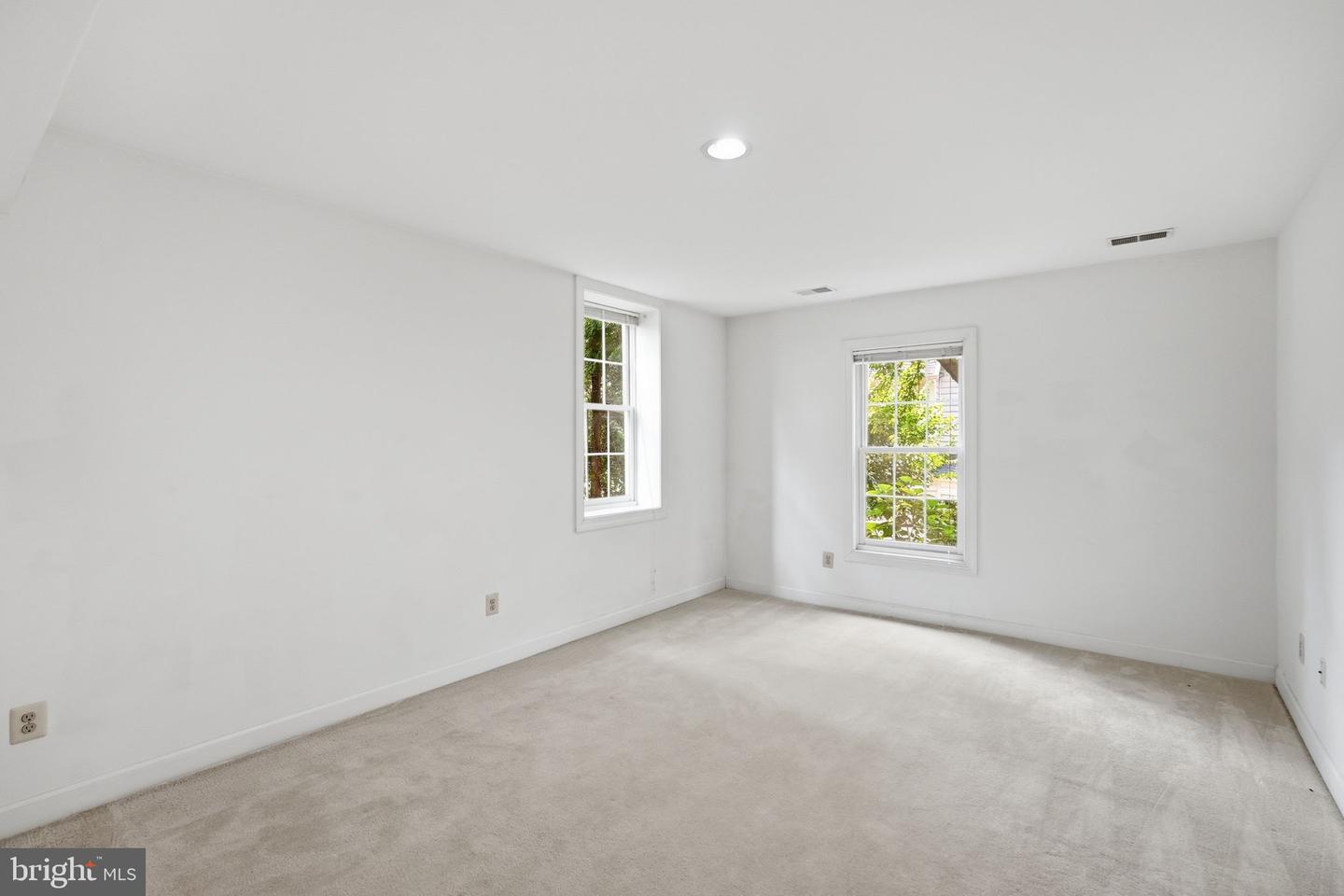 10417 Snow Point Dr Property Photo 37