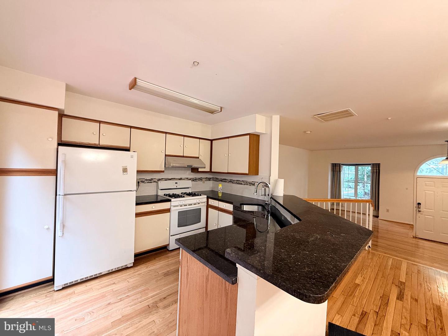 13759 Lark Song Dr Property Photo 6