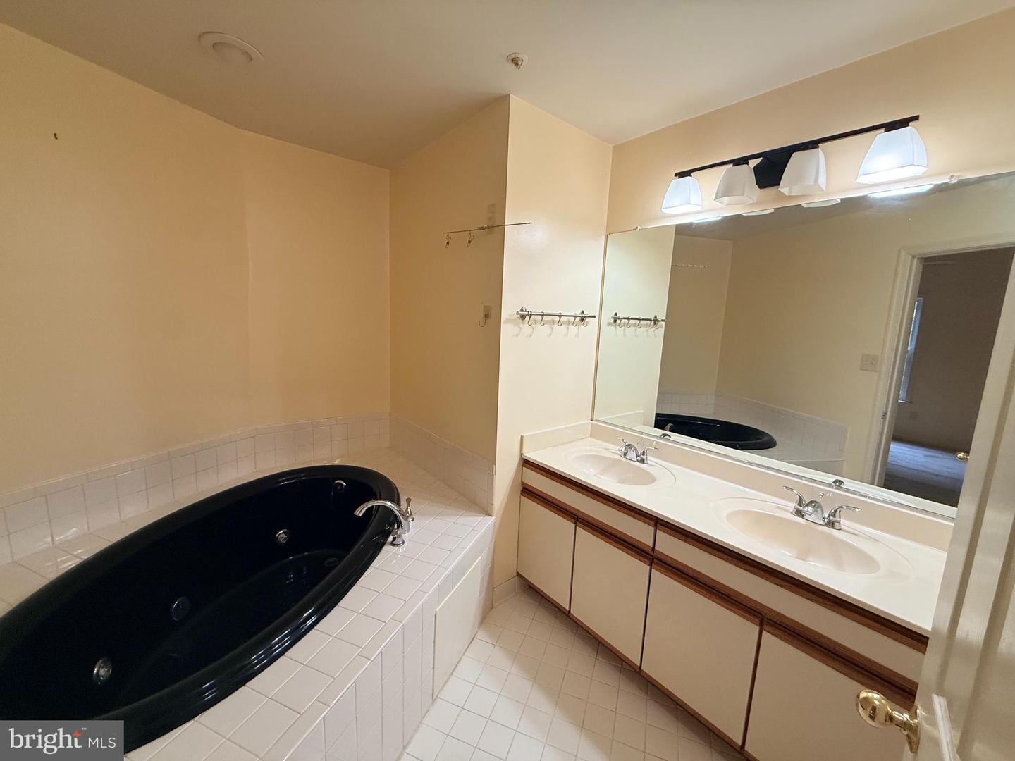 13759 Lark Song Dr Property Photo 13