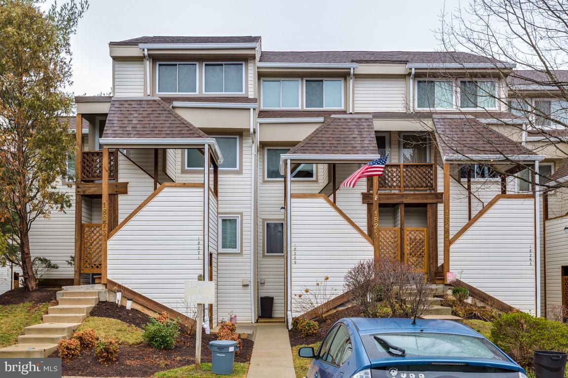 18269 LEMAN LAKE DR #602 Property Photo 1