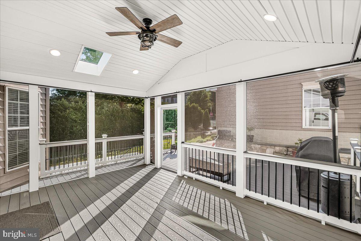 12136 Cypress Spring Rd Property Photo 27