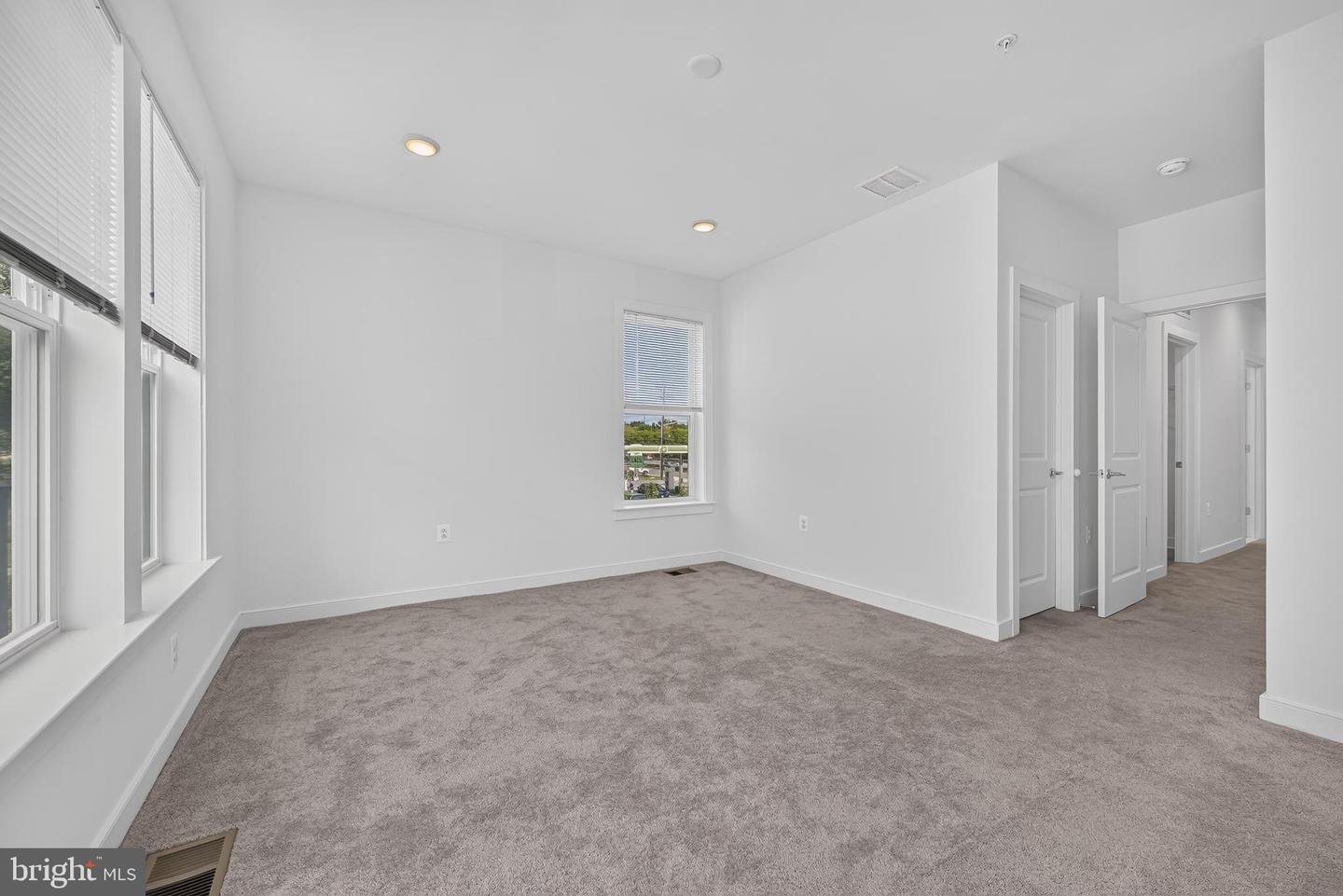 16184 Frederick Rd Property Photo 33