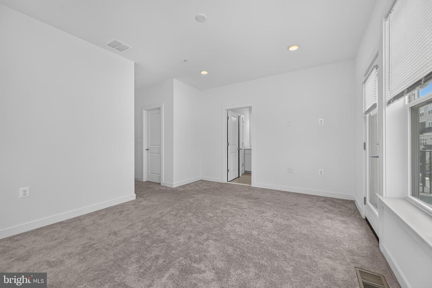 16184 Frederick Rd Property Photo 34