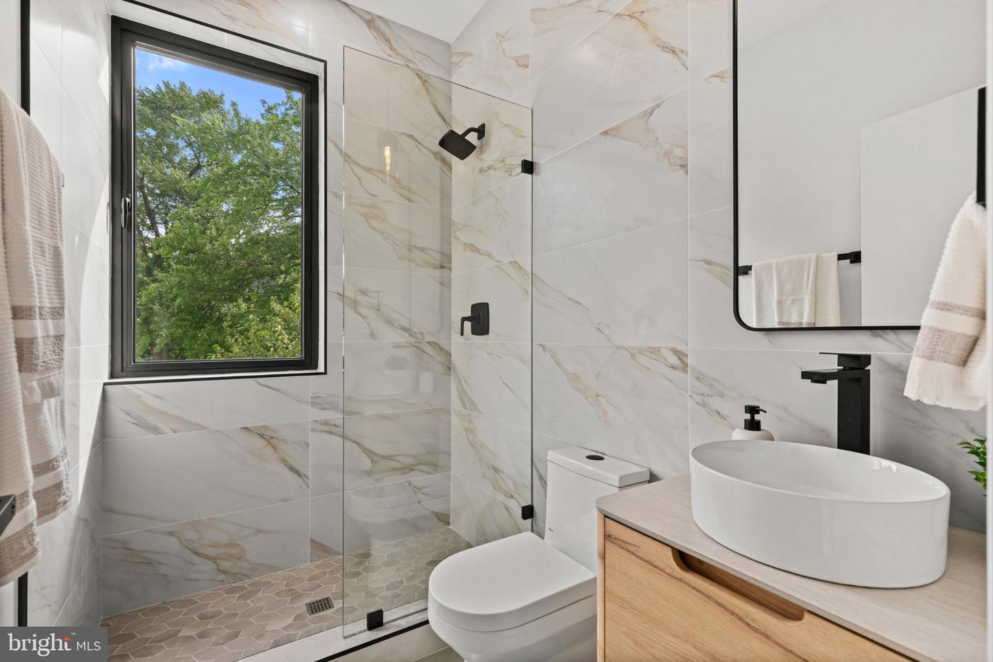9331 E Parkhill Dr Property Photo 33