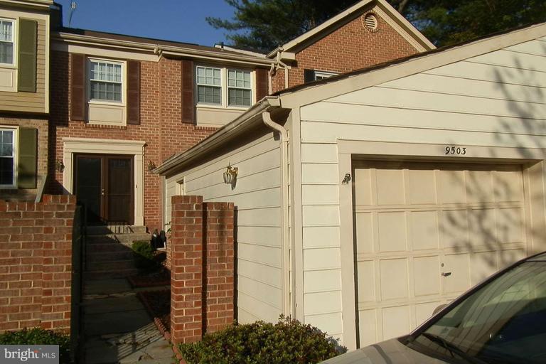 9503 DUFFER WAY Property Photo 1