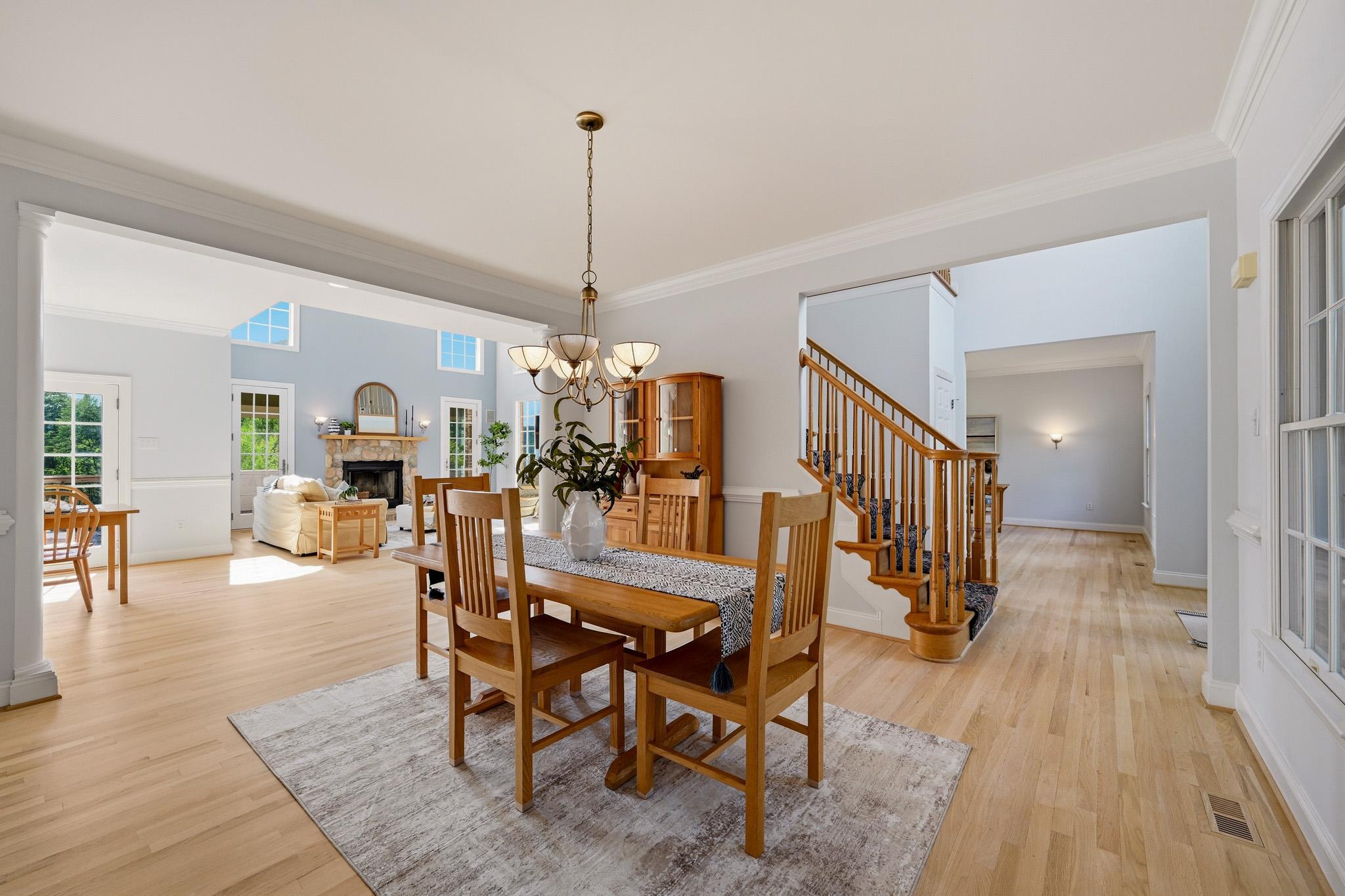 18905 Celebrity Ln Property Photo 11