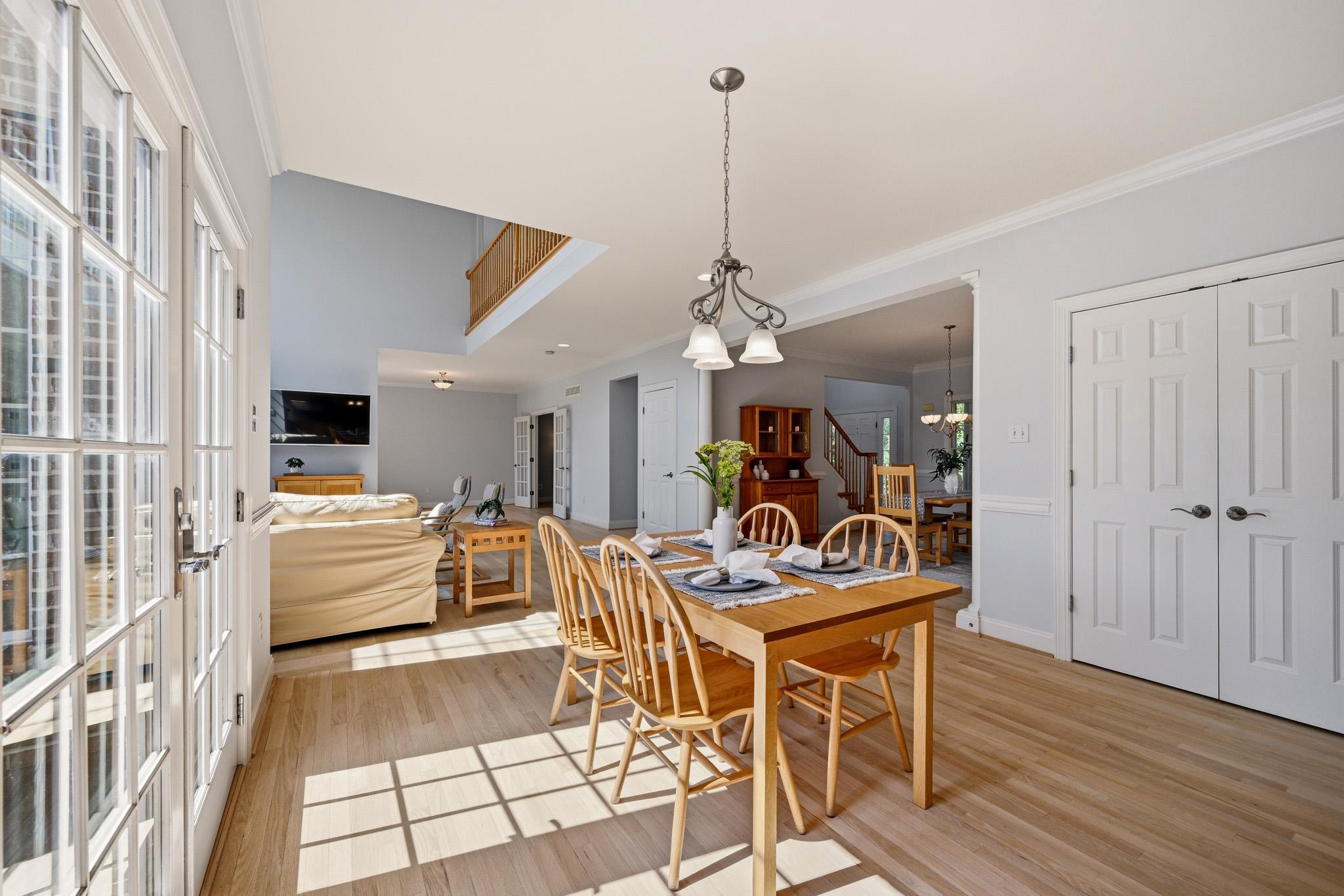 18905 Celebrity Ln Property Photo 15
