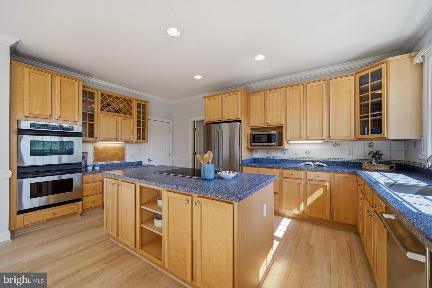 18905 Celebrity Ln Property Photo 19