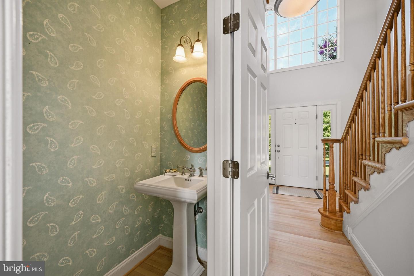 18905 Celebrity Ln Property Photo 25