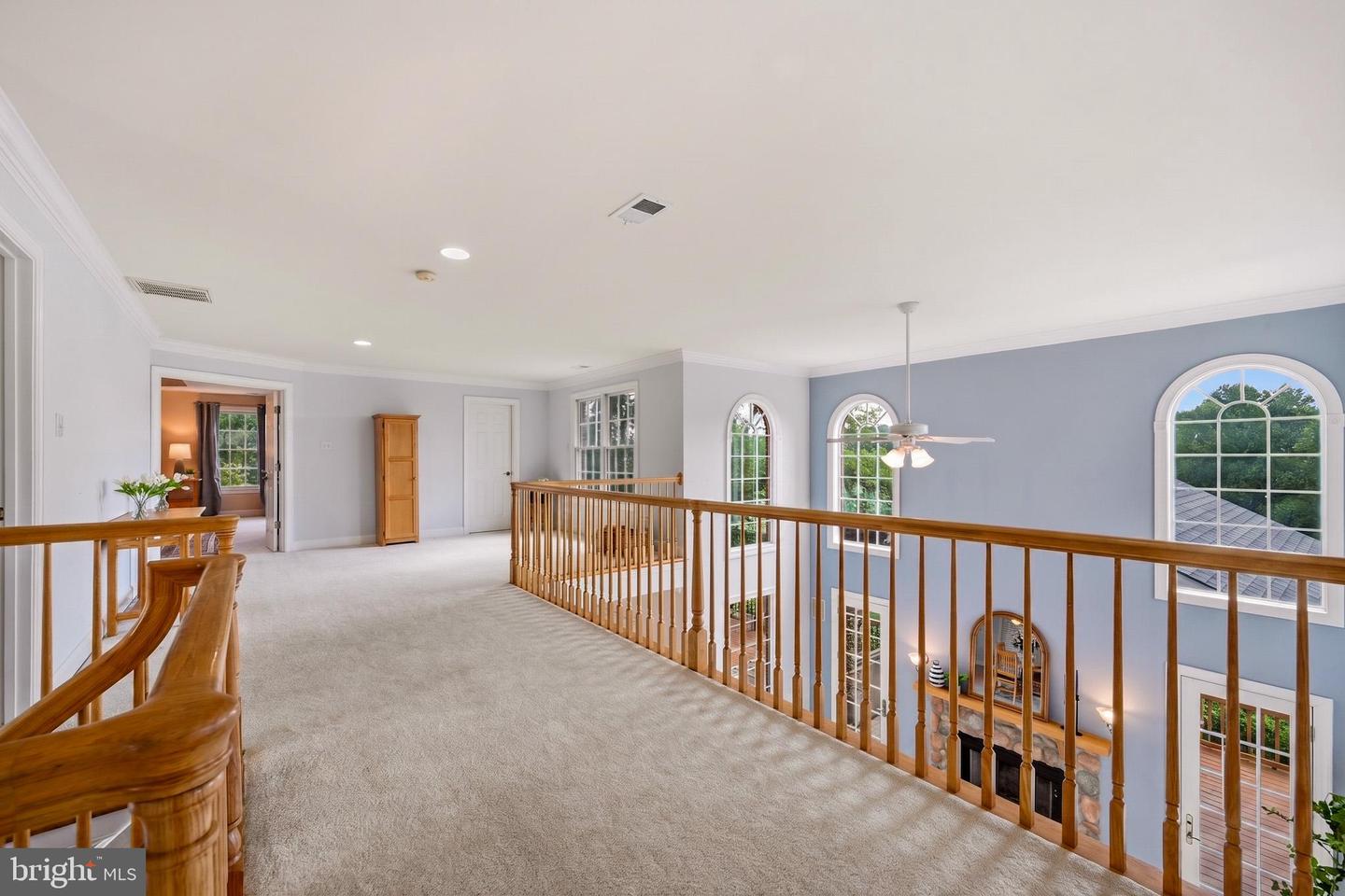 18905 Celebrity Ln Property Photo 33