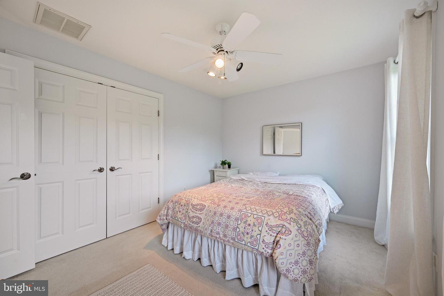 18905 Celebrity Ln Property Photo 39