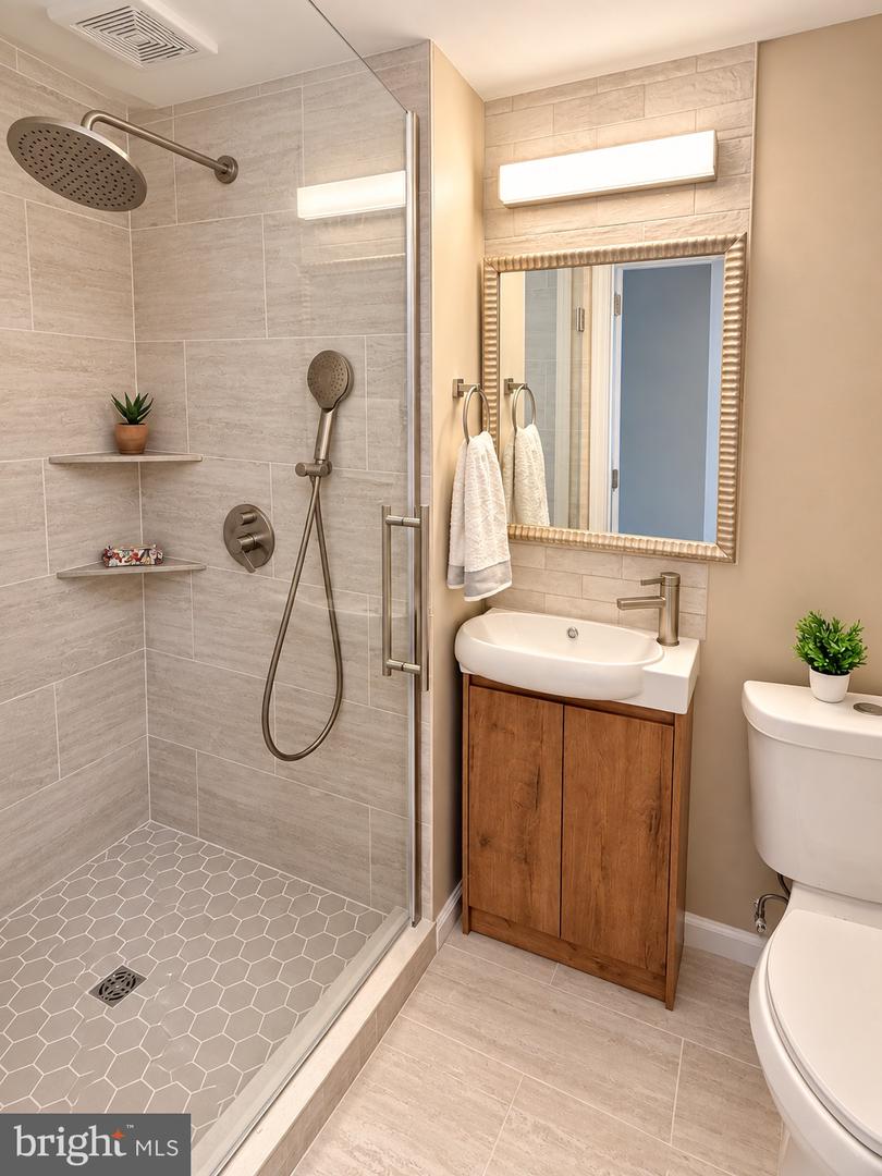7602 Westlake Ter #19 Property Photo 27