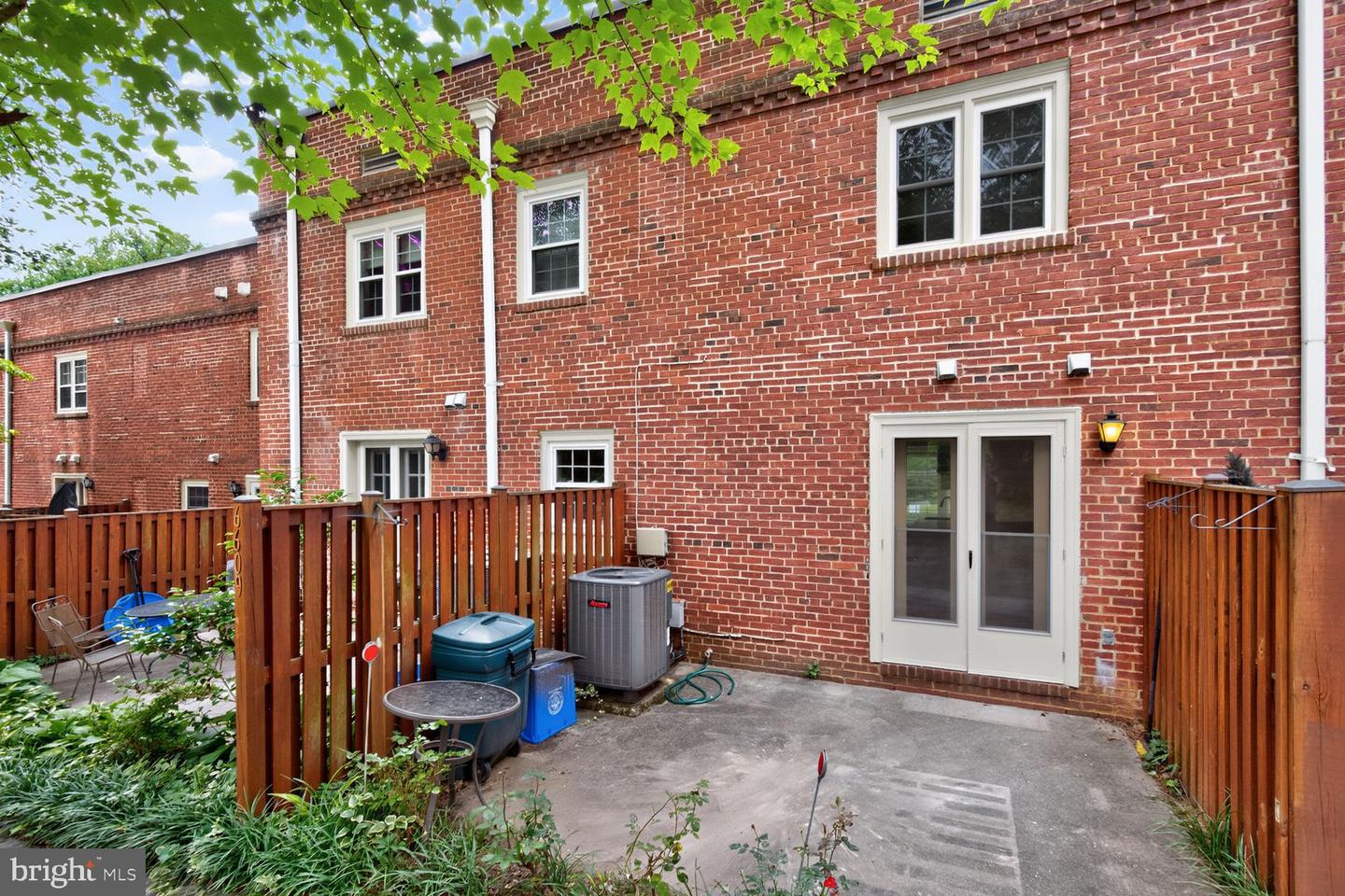 6609 Hillandale Rd #90 Property Photo 5