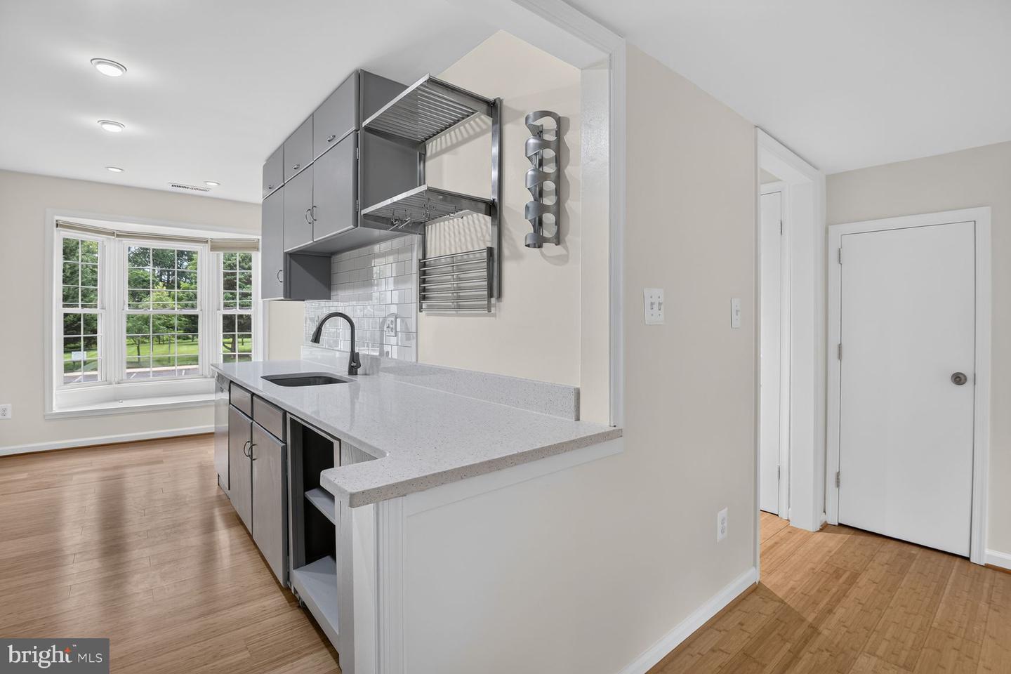 6609 Hillandale Rd #90 Property Photo 12