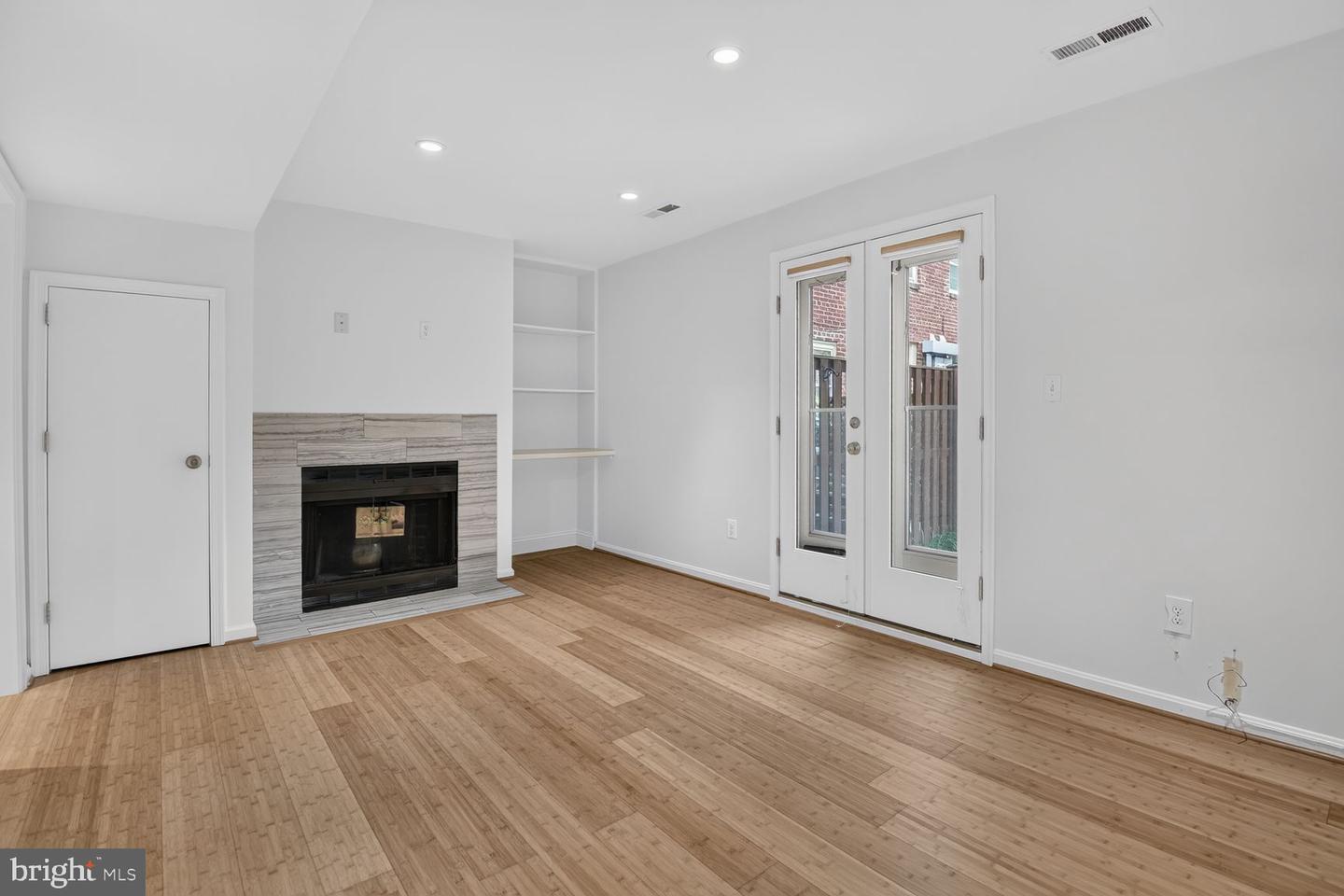 6609 Hillandale Rd #90 Property Photo 15