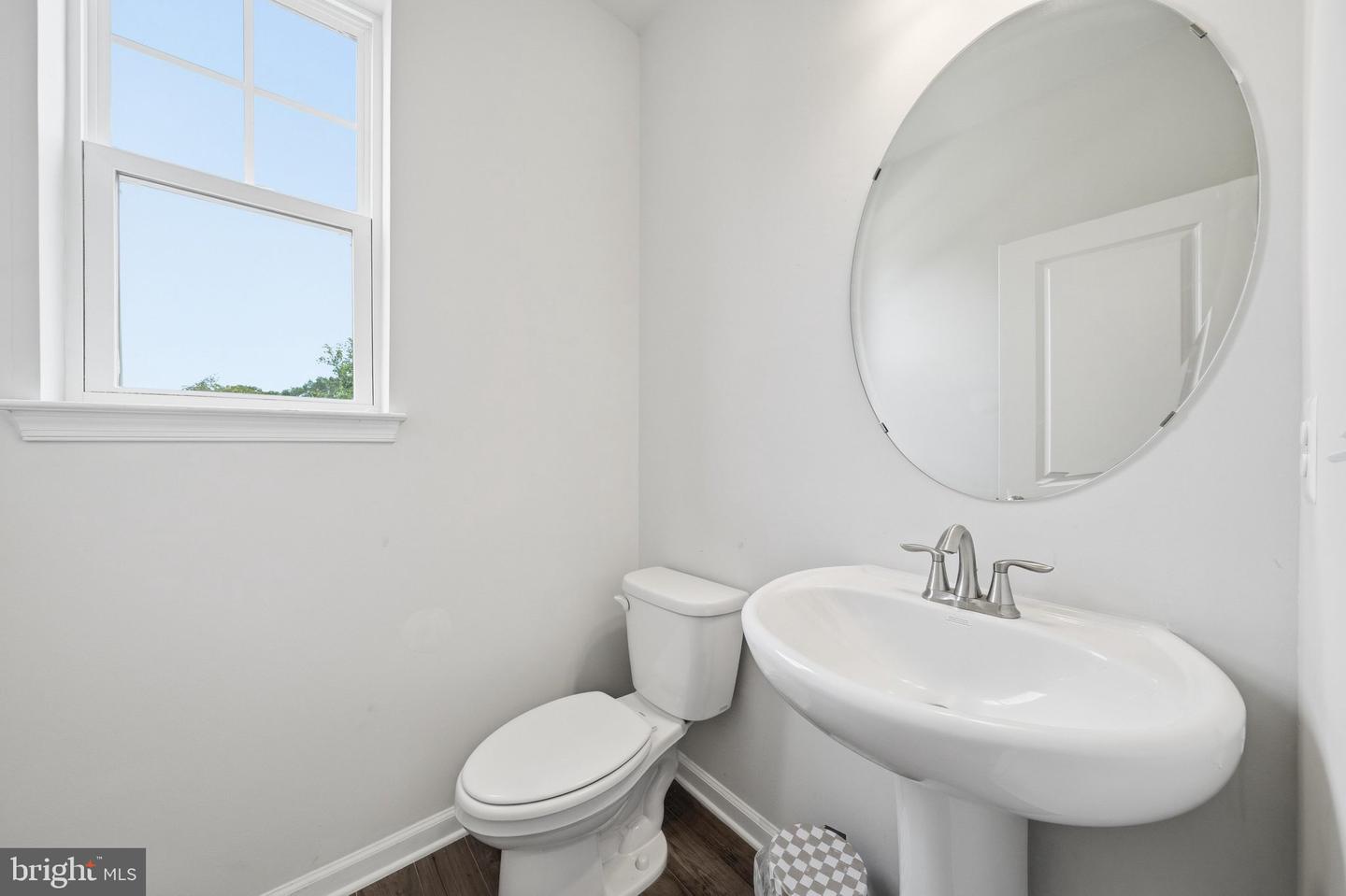 26220 Queens Grove Ter Property Photo 18