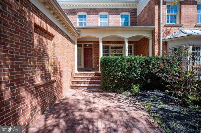 7809 Hidden Meadow Ter Property Photo 4
