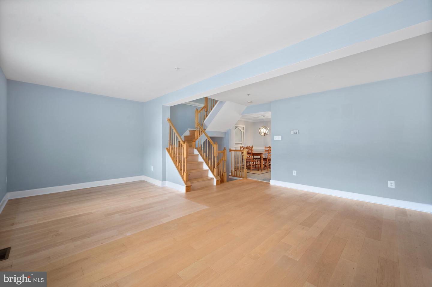 4663 Weston Pl Property Photo 3