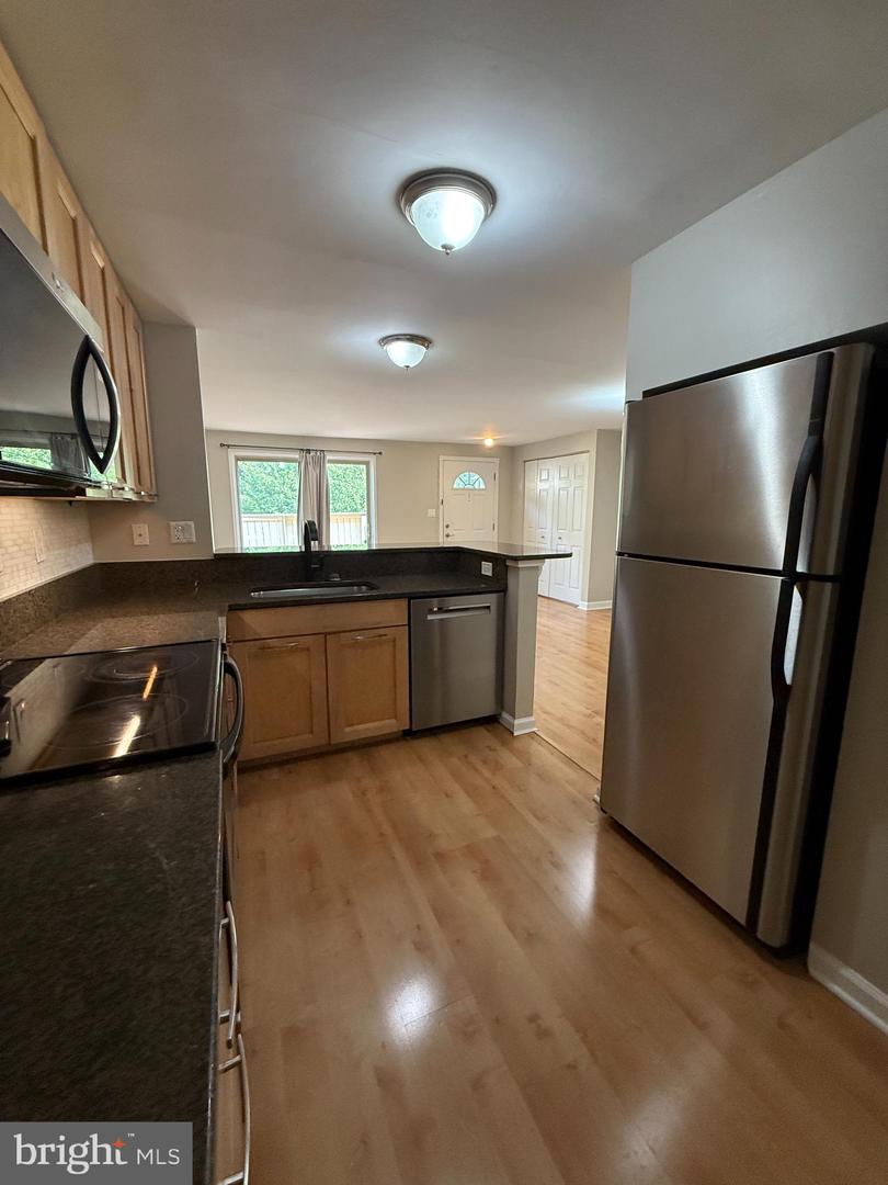 9425 Gentle Circle Property Photo 7