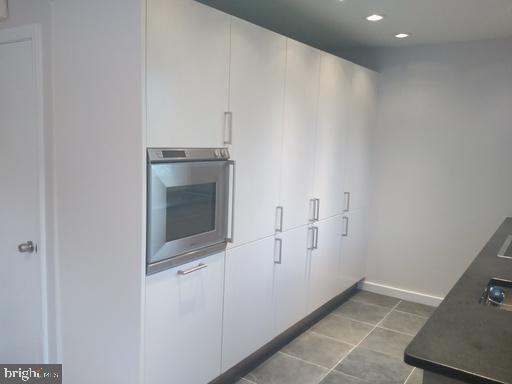120 Fleetwood Ter Property Photo 2