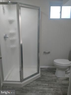 120 Fleetwood Ter Property Photo 8