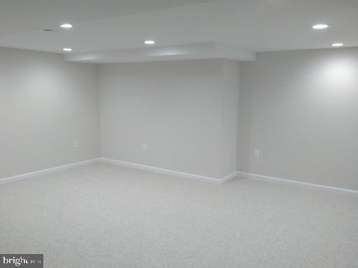 120 Fleetwood Ter Property Photo 10
