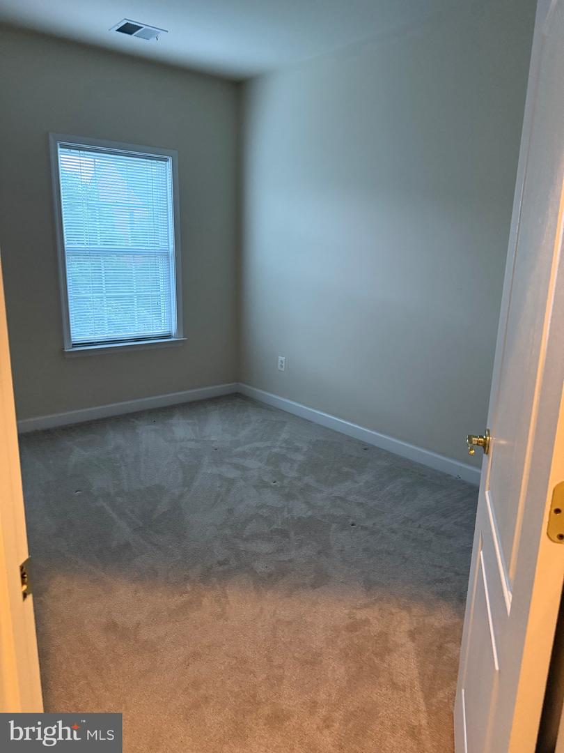 907 Pleasant Dr Property Photo 22