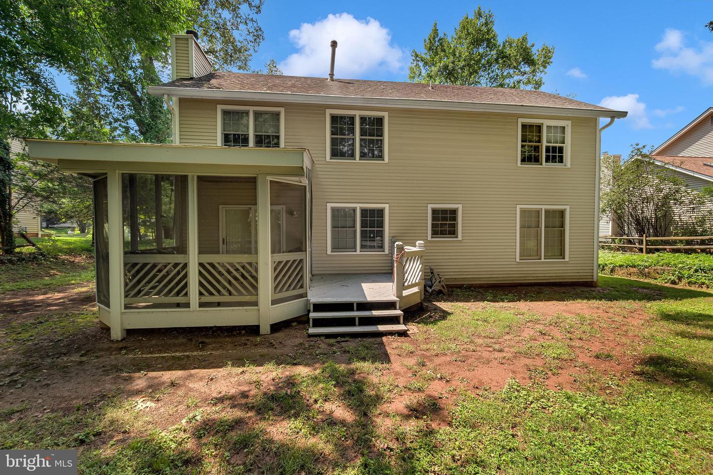 11533 Flints Grove Ln Property Photo 10