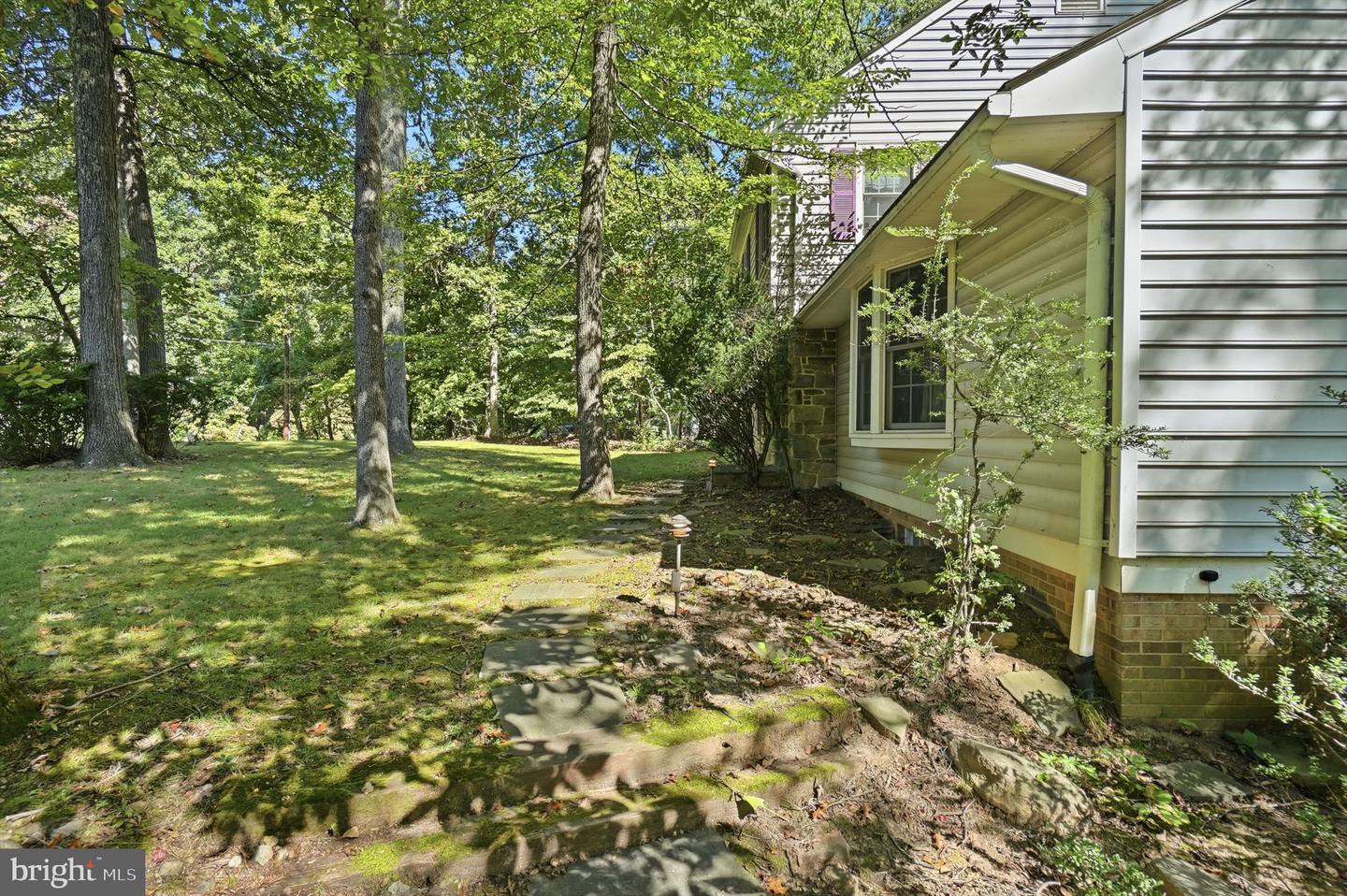 17517 Skyline Dr Property Photo 42