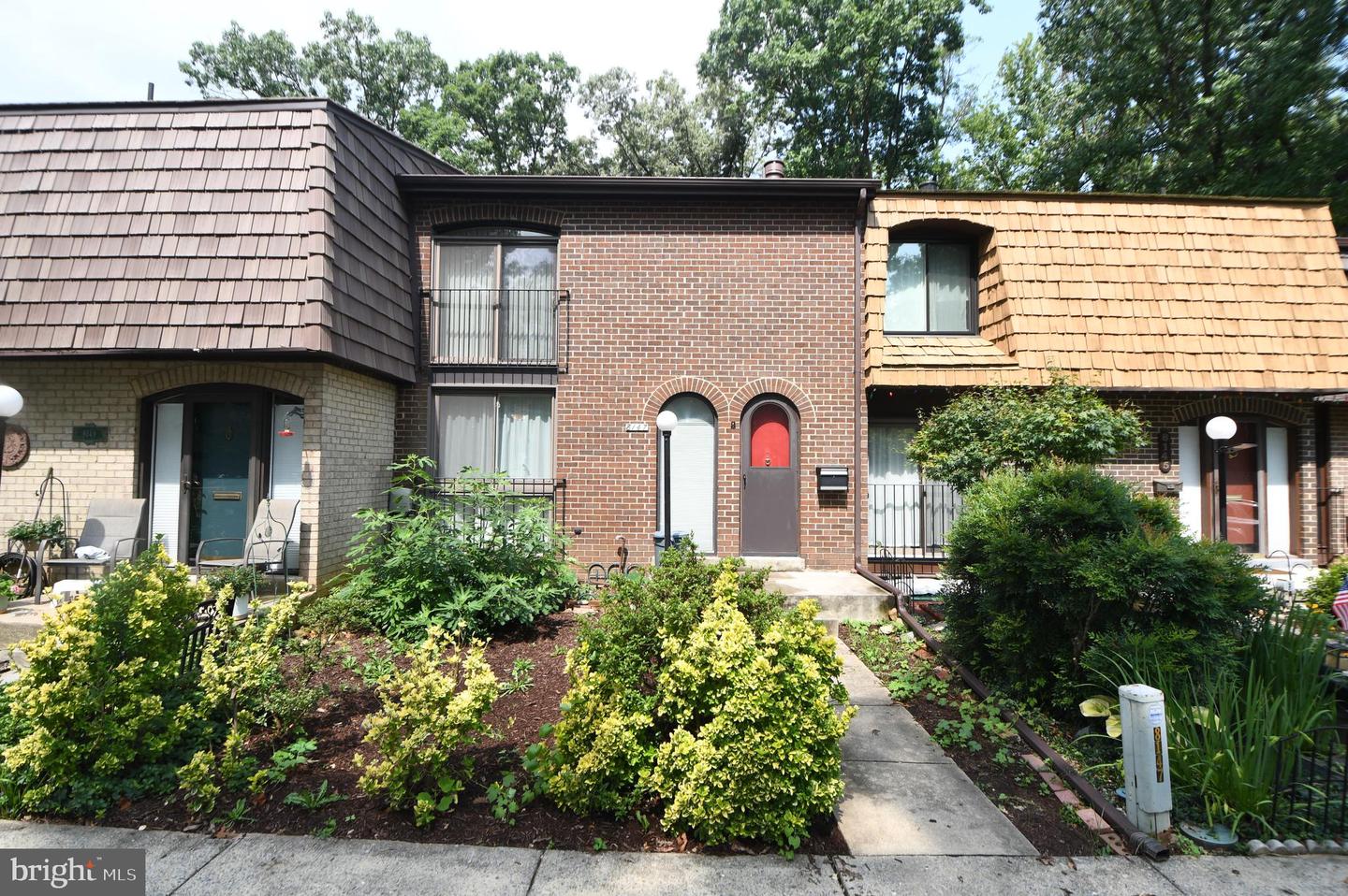 8147 Inverness Ridge Rd Property Photo 1