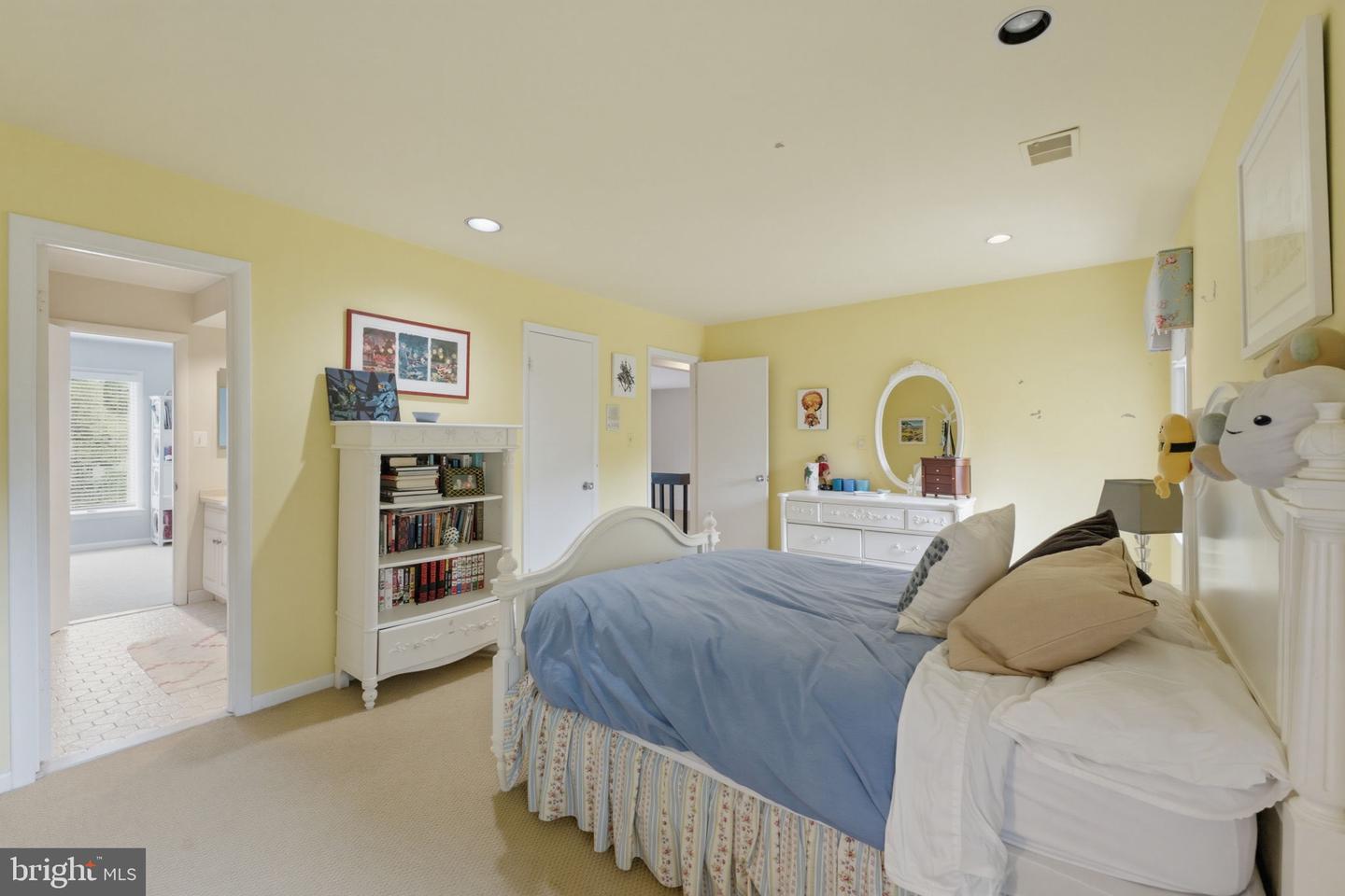 8004 Split Oak Dr Property Photo 40