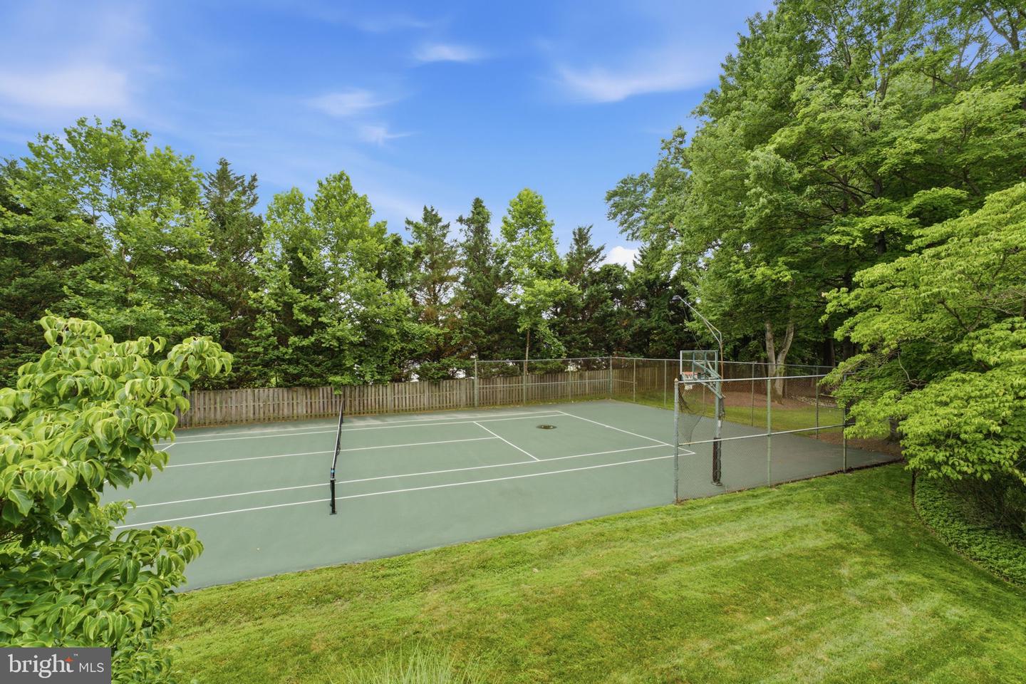8004 Split Oak Dr Property Photo 63